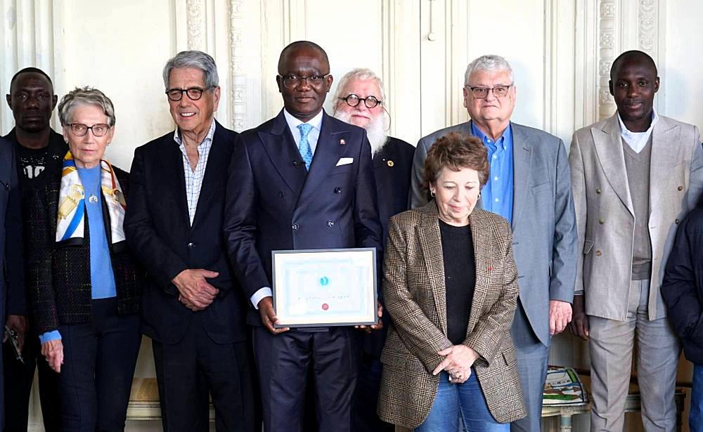 Brice Etou-Obami Ambassadeur des Droits de l’Humanité